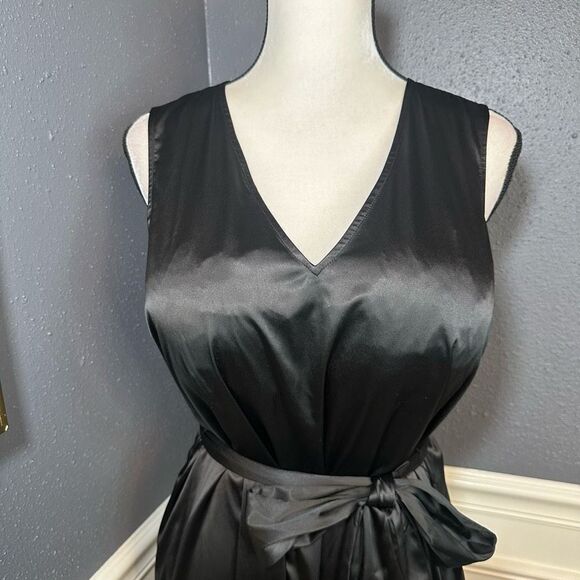 Universal Standard Spencer Slip Tie Dress - Picture 6 of 13